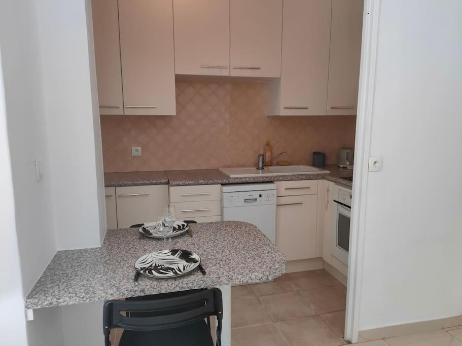 2p Palm Avec Jardin Et Terrasse Apartment *